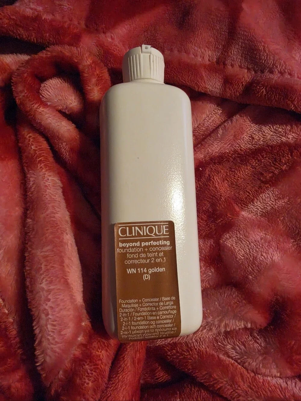 Clinique Beyond Perfecting WN 114 Golden Jumbo 6.7 oz Foundation Concealer